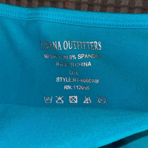 ACTIVEWEAR TANK - Picture 2 of 2